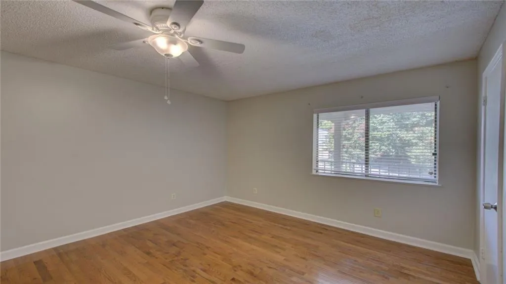 1005 Wingate Way, Sandy Springs, Georgia 30350, 2 Bedrooms Bedrooms, ,2 BathroomsBathrooms,Residential,Sold,1005 Wingate Way,6763758