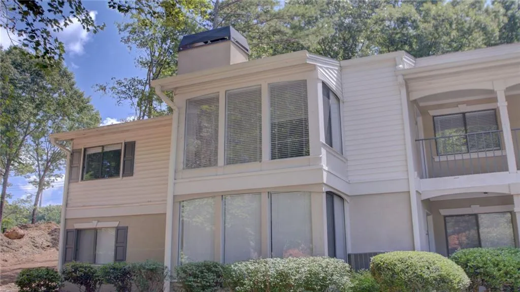 1005 Wingate Way, Sandy Springs, Georgia 30350, 2 Bedrooms Bedrooms, ,2 BathroomsBathrooms,Residential,Sold,1005 Wingate Way,6763758