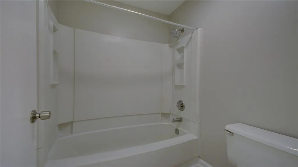 1005 Wingate Way, Sandy Springs, Georgia 30350, 2 Bedrooms Bedrooms, ,2 BathroomsBathrooms,Residential,Sold,1005 Wingate Way,6763758