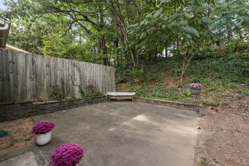 7924 Briar Villa Place, Sandy Springs, Georgia 30350, 3 Bedrooms Bedrooms, ,2 BathroomsBathrooms,Residential,Sold,7924 Briar Villa Place,7289667