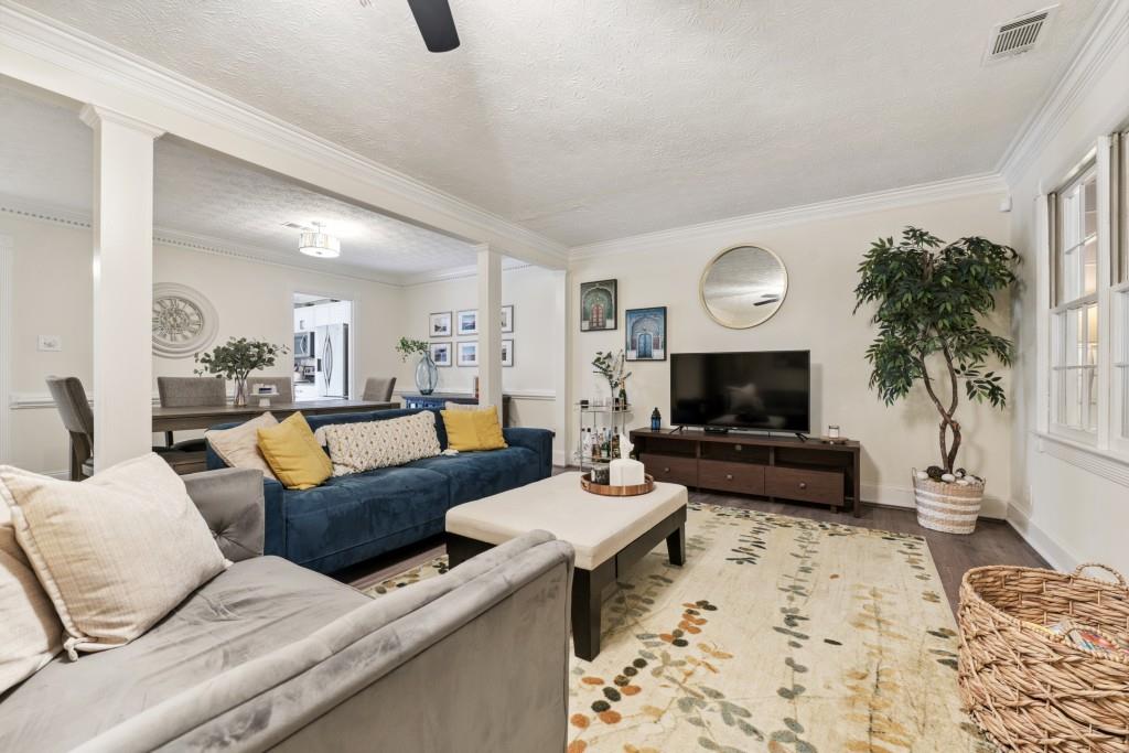 7924 Briar Villa Place, Sandy Springs, Georgia 30350, 3 Bedrooms Bedrooms, ,2 BathroomsBathrooms,Residential,Sold,7924 Briar Villa Place,7289667