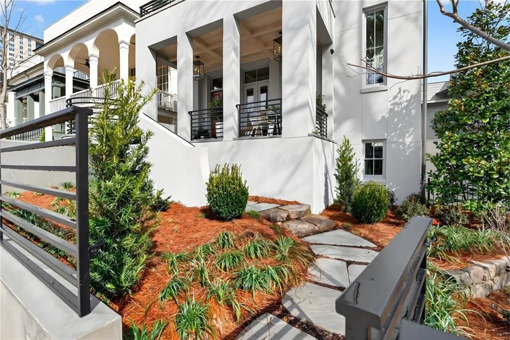 100 Sheridan Drive Ne, Atlanta, Georgia 30305, 4 Bedrooms Bedrooms, 0 ,3 BathroomsBathrooms,Residential,For Sale,100 Sheridan Drive Ne,7727442