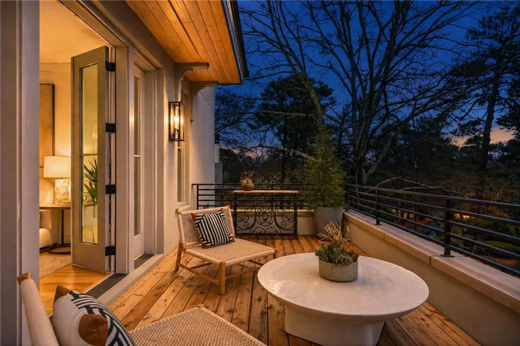 100 Sheridan Drive Ne, Atlanta, Georgia 30305, 4 Bedrooms Bedrooms, 0 ,3 BathroomsBathrooms,Residential,For Sale,100 Sheridan Drive Ne,7727442