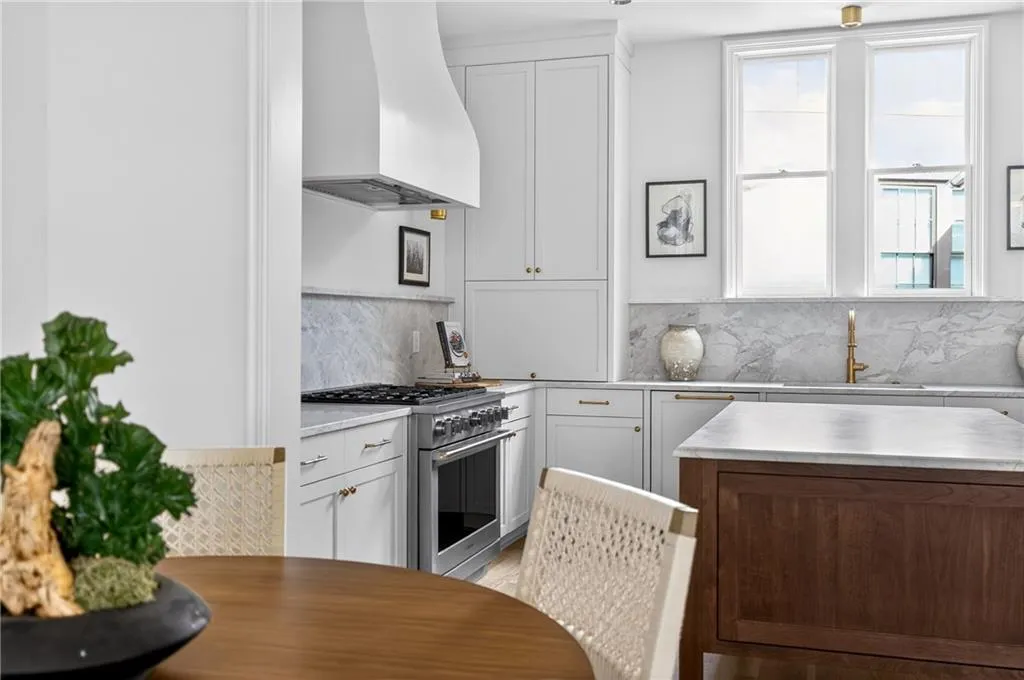 100 Sheridan Drive Ne, Atlanta, Georgia 30305, 4 Bedrooms Bedrooms, 0 ,3 BathroomsBathrooms,Residential,For Sale,100 Sheridan Drive Ne,7727442