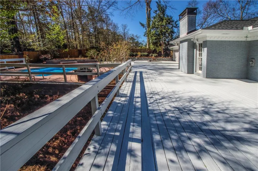 6755 River Springs Court, Sandy Springs, Georgia 30328, 5 Bedrooms Bedrooms, ,4 BathroomsBathrooms,Residential,Sold,6755 River Springs Court,6554827