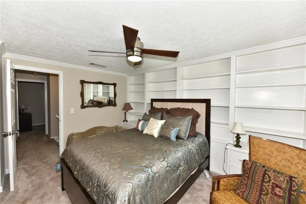 8881 Roberts Drive, Sandy Springs, Georgia 30350, 3 Bedrooms Bedrooms, ,2 BathroomsBathrooms,Residential,Sold,8881 Roberts Drive,5847064