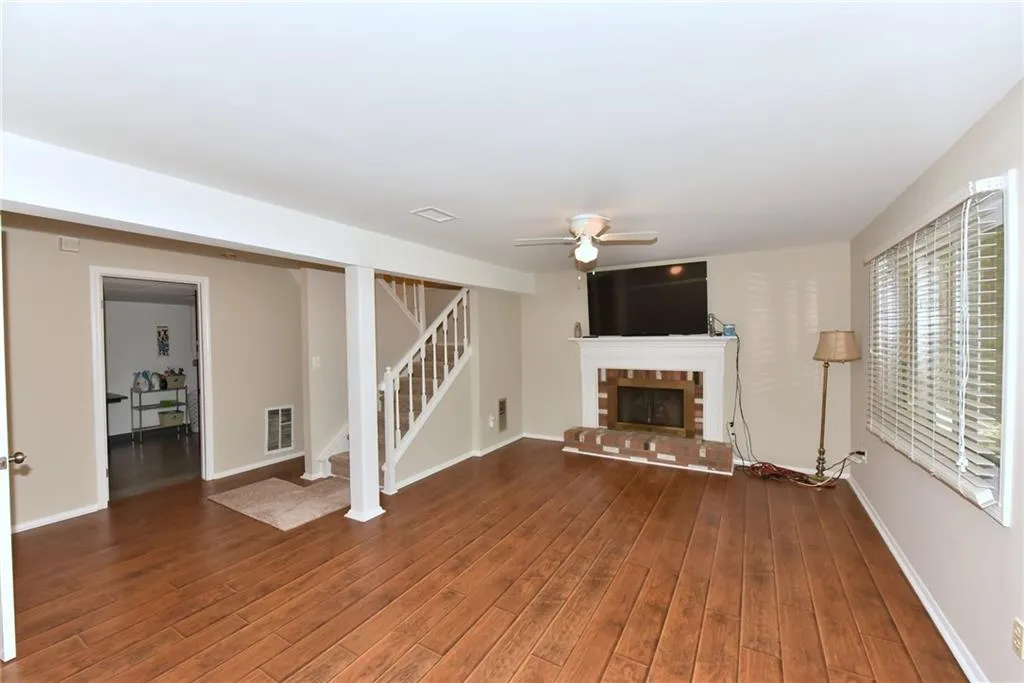 8881 Roberts Drive, Sandy Springs, Georgia 30350, 3 Bedrooms Bedrooms, ,2 BathroomsBathrooms,Residential,Sold,8881 Roberts Drive,5847064