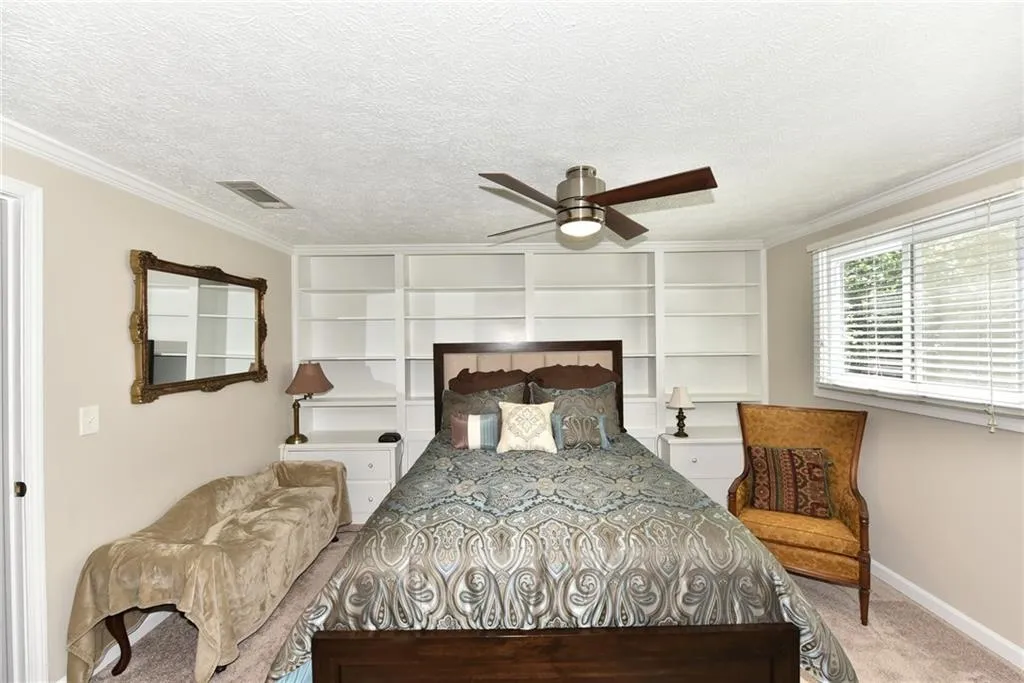 8881 Roberts Drive, Sandy Springs, Georgia 30350, 3 Bedrooms Bedrooms, ,2 BathroomsBathrooms,Residential,Sold,8881 Roberts Drive,5847064