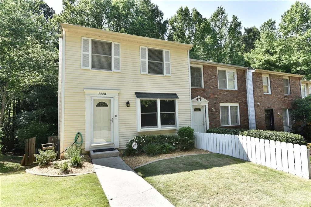 8881 Roberts Drive, Sandy Springs, Georgia 30350, 3 Bedrooms Bedrooms, ,2 BathroomsBathrooms,Residential,Sold,8881 Roberts Drive,5847064