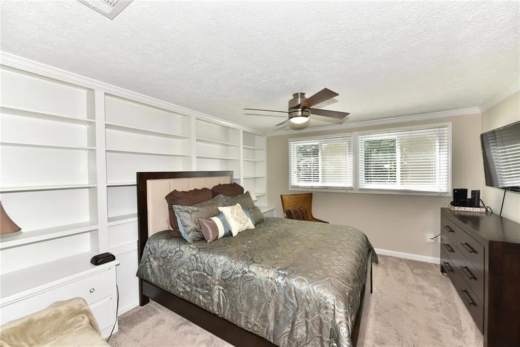 8881 Roberts Drive, Sandy Springs, Georgia 30350, 3 Bedrooms Bedrooms, ,2 BathroomsBathrooms,Residential,Sold,8881 Roberts Drive,5847064