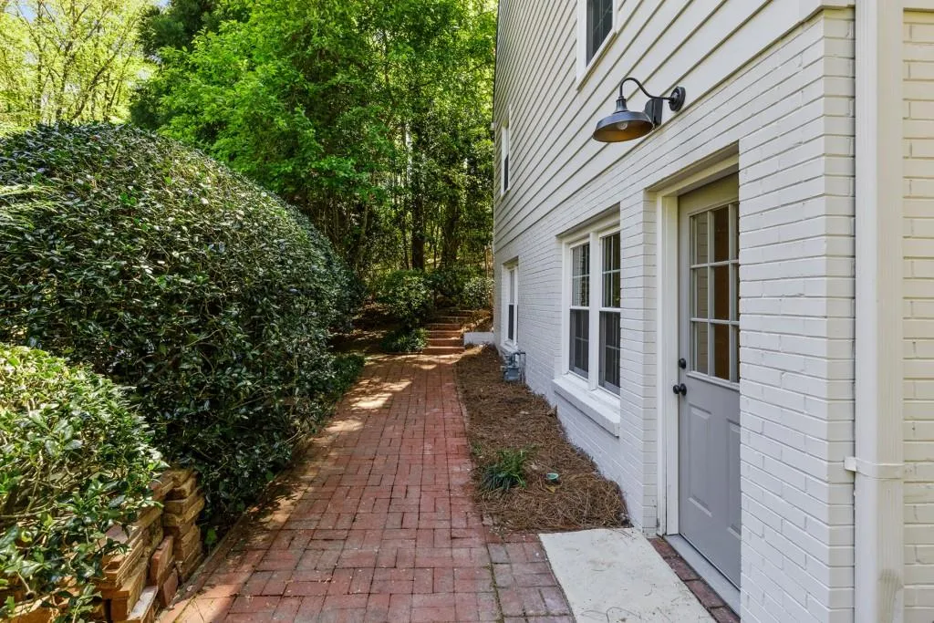 1190 Winding Creek Trail, Sandy Springs, Georgia 30328, 5 Bedrooms Bedrooms, ,4 BathroomsBathrooms,Residential,Sold,1190 Winding Creek Trail,6711224