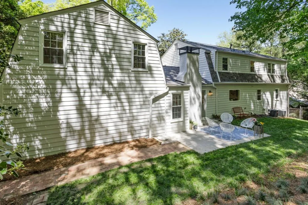 1190 Winding Creek Trail, Sandy Springs, Georgia 30328, 5 Bedrooms Bedrooms, ,4 BathroomsBathrooms,Residential,Sold,1190 Winding Creek Trail,6711224