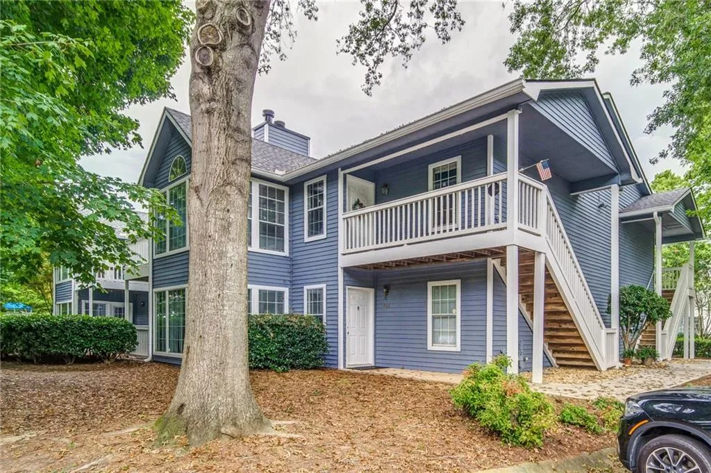 408 Gettysburg Place, Sandy Springs, Georgia 30350, 2 Bedrooms Bedrooms, ,2 BathroomsBathrooms,Residential,Sold,408 Gettysburg Place,6776080