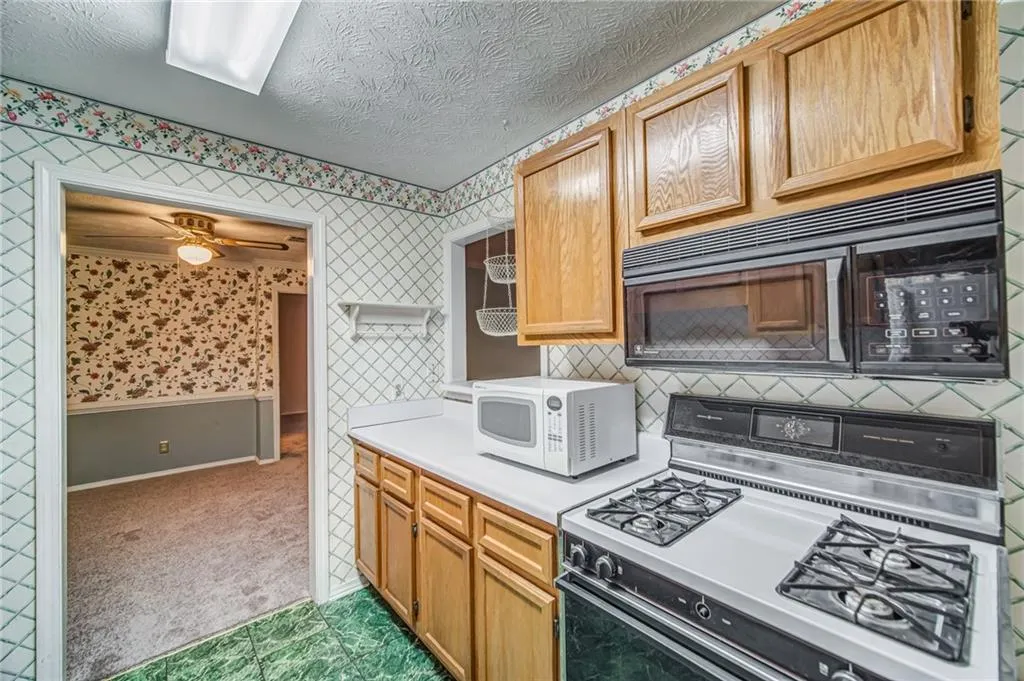 408 Gettysburg Place, Sandy Springs, Georgia 30350, 2 Bedrooms Bedrooms, ,2 BathroomsBathrooms,Residential,Sold,408 Gettysburg Place,6776080