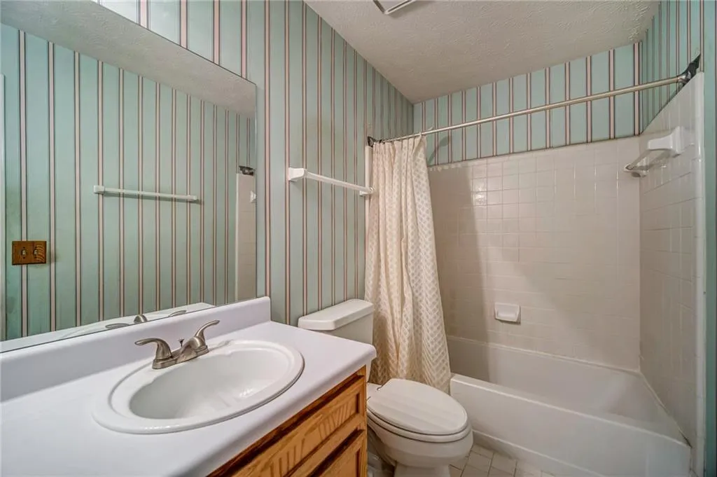 408 Gettysburg Place, Sandy Springs, Georgia 30350, 2 Bedrooms Bedrooms, ,2 BathroomsBathrooms,Residential,Sold,408 Gettysburg Place,6776080