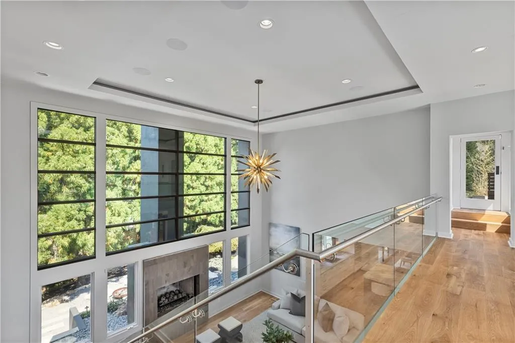 265 Tara Trail, Atlanta, Georgia 30327, 5 Bedrooms Bedrooms, ,4 BathroomsBathrooms,Residential,For Sale,265 Tara Trail,7650796