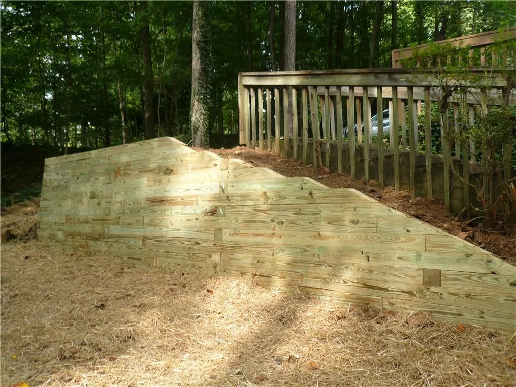 9755 Huntcliff Trace, Sandy Springs, Georgia 30350, 6 Bedrooms Bedrooms, ,5 BathroomsBathrooms,Residential,Sold,9755 Huntcliff Trace,6699936