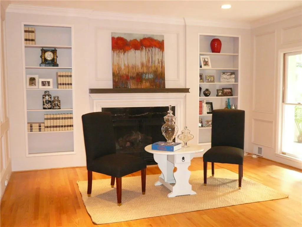 9755 Huntcliff Trace, Sandy Springs, Georgia 30350, 6 Bedrooms Bedrooms, ,5 BathroomsBathrooms,Residential,Sold,9755 Huntcliff Trace,6699936