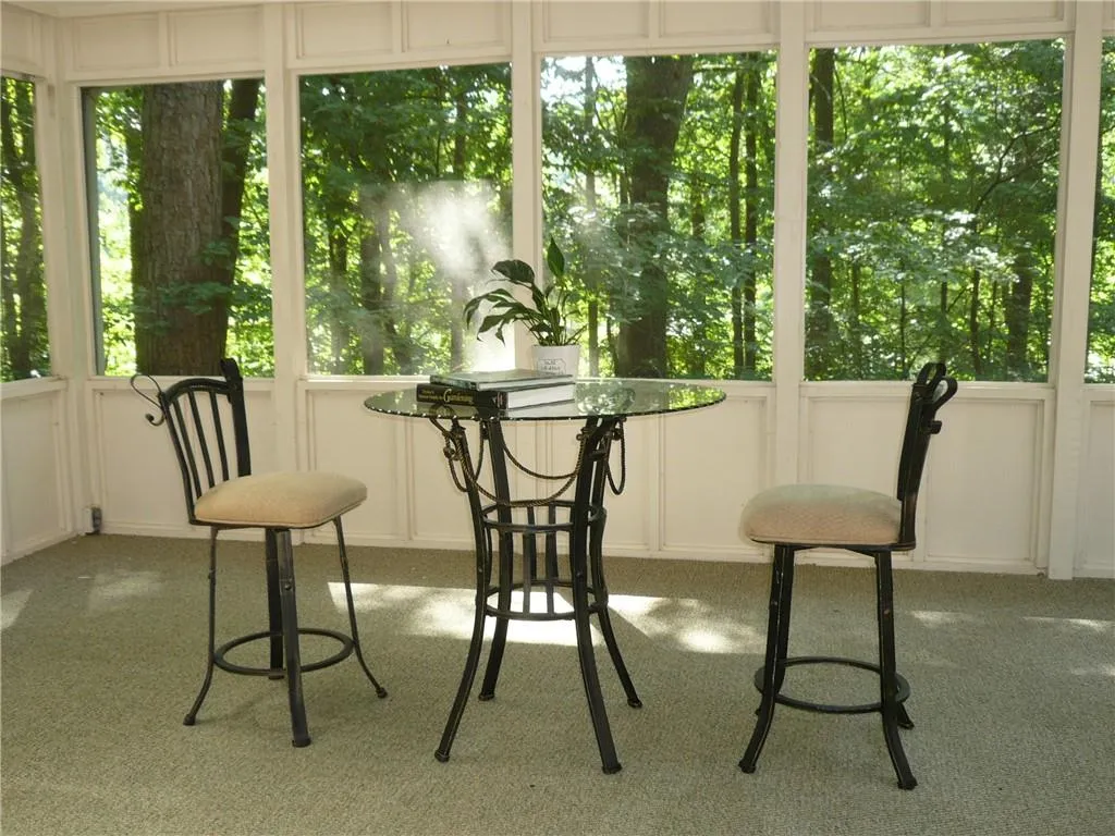 9755 Huntcliff Trace, Sandy Springs, Georgia 30350, 6 Bedrooms Bedrooms, ,5 BathroomsBathrooms,Residential,Sold,9755 Huntcliff Trace,6699936