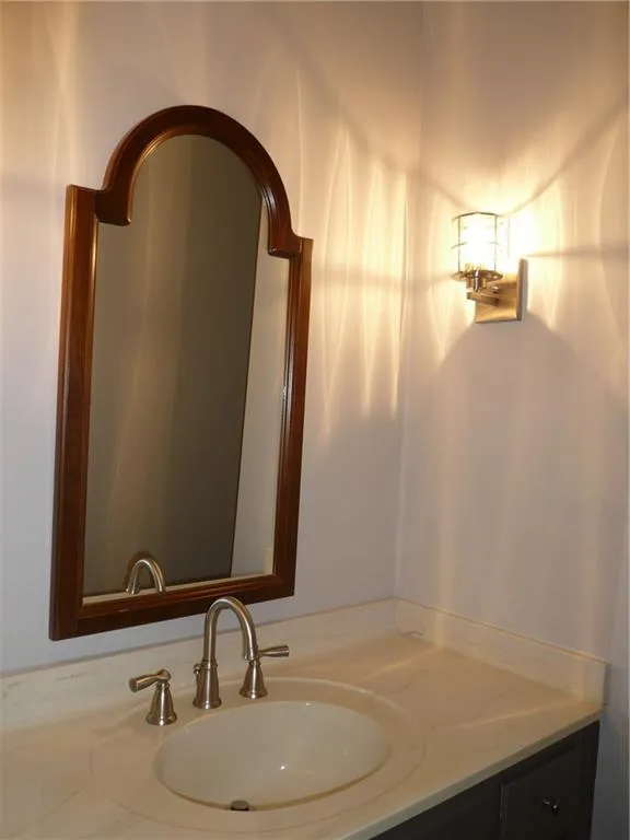 9755 Huntcliff Trace, Sandy Springs, Georgia 30350, 6 Bedrooms Bedrooms, ,5 BathroomsBathrooms,Residential,Sold,9755 Huntcliff Trace,6699936