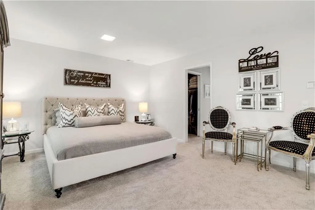 9755 Huntcliff Trace, Sandy Springs, Georgia 30350, 6 Bedrooms Bedrooms, ,5 BathroomsBathrooms,Residential,Sold,9755 Huntcliff Trace,6699936