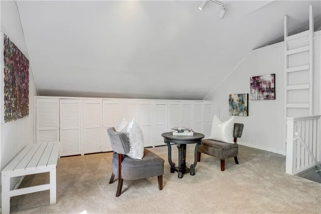 9755 Huntcliff Trace, Sandy Springs, Georgia 30350, 6 Bedrooms Bedrooms, ,5 BathroomsBathrooms,Residential,Sold,9755 Huntcliff Trace,6699936