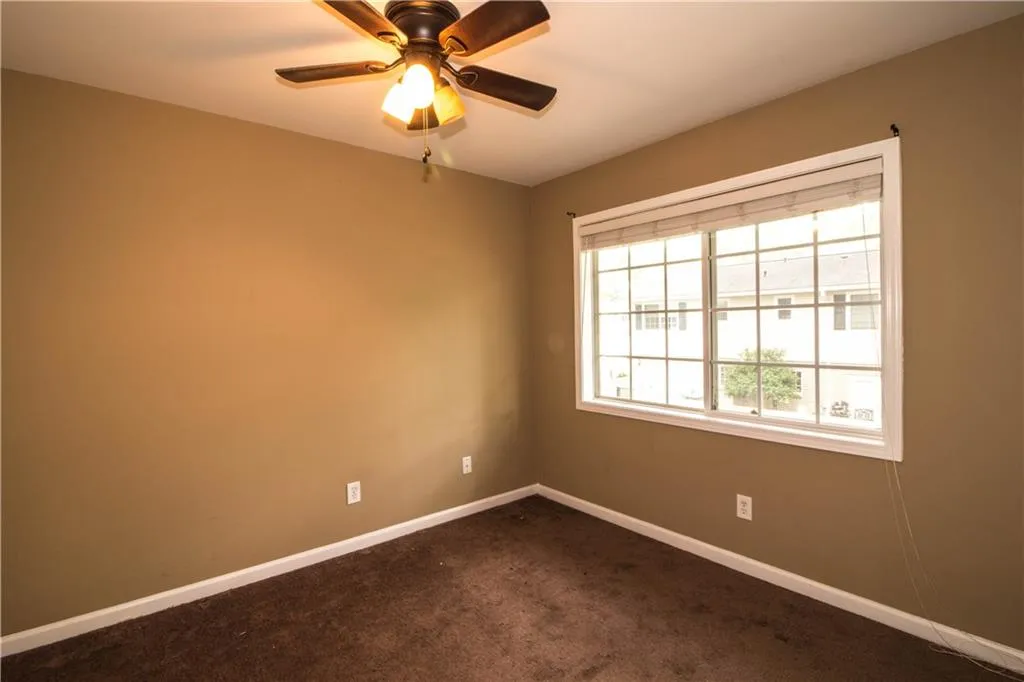 6940 Roswell Road Unit 8c, Atlanta, Georgia 30328, 2 Bedrooms Bedrooms, ,1 BathroomBathrooms,Residential,Sold,6940 Roswell Road Unit 8c,5846406