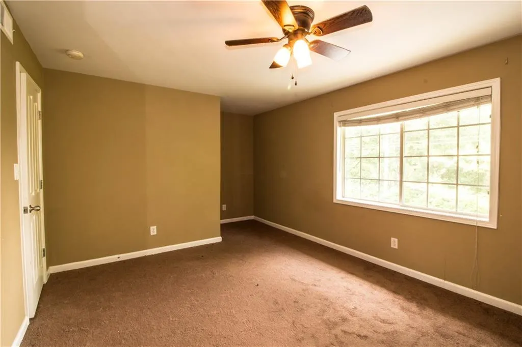 6940 Roswell Road Unit 8c, Atlanta, Georgia 30328, 2 Bedrooms Bedrooms, ,1 BathroomBathrooms,Residential,Sold,6940 Roswell Road Unit 8c,5846406