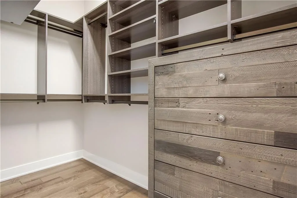 6715 Cadence Boulevard, Atlanta, Georgia 30328, 1 Bedroom Bedrooms, ,1 BathroomBathrooms,Residential,Sold,6715 Cadence Boulevard,6849327