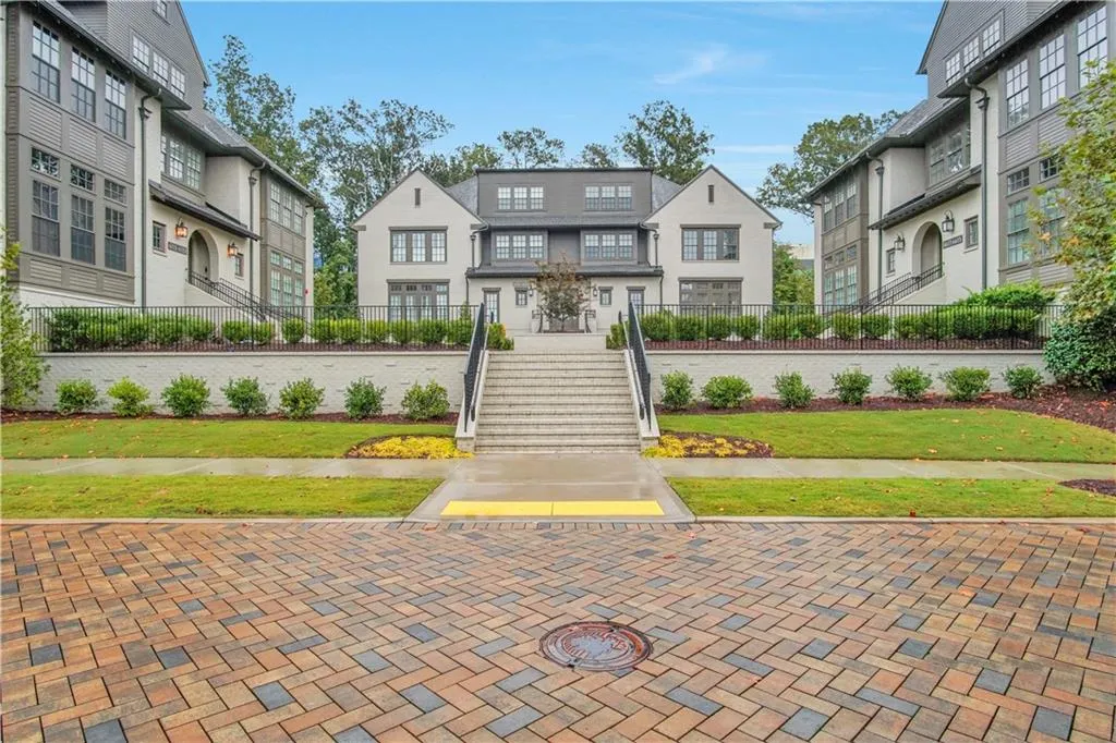 6715 Cadence Boulevard, Atlanta, Georgia 30328, 1 Bedroom Bedrooms, ,1 BathroomBathrooms,Residential,Sold,6715 Cadence Boulevard,6849327