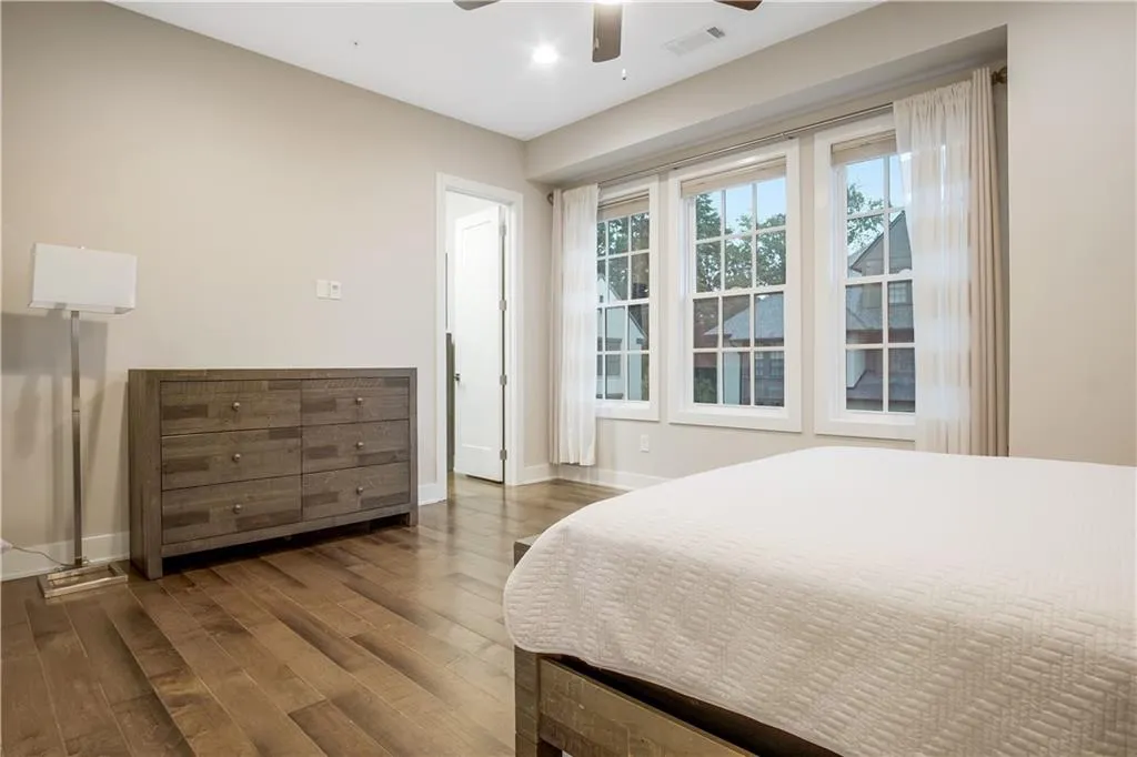 6715 Cadence Boulevard, Atlanta, Georgia 30328, 1 Bedroom Bedrooms, ,1 BathroomBathrooms,Residential,Sold,6715 Cadence Boulevard,6849327