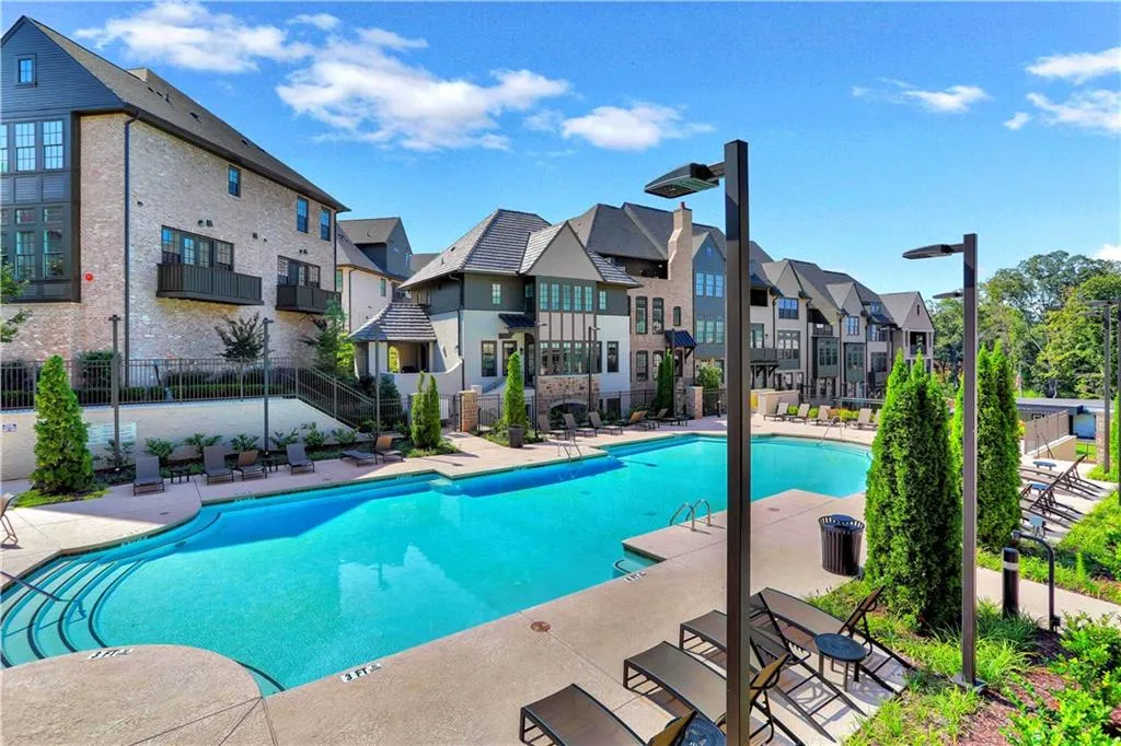 6715 Cadence Boulevard, Atlanta, Georgia 30328, 1 Bedroom Bedrooms, ,1 BathroomBathrooms,Residential,Sold,6715 Cadence Boulevard,6849327