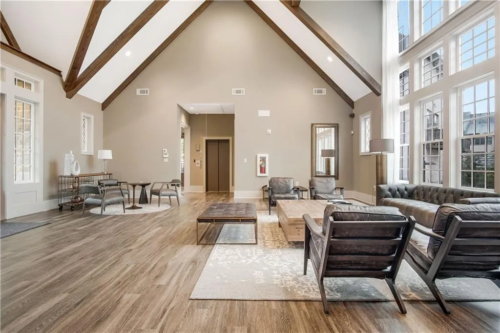 6715 Cadence Boulevard, Atlanta, Georgia 30328, 1 Bedroom Bedrooms, ,1 BathroomBathrooms,Residential,Sold,6715 Cadence Boulevard,6849327