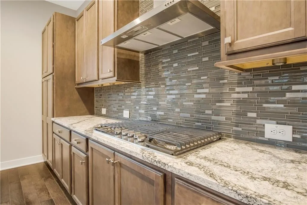 6715 Cadence Boulevard, Atlanta, Georgia 30328, 1 Bedroom Bedrooms, ,1 BathroomBathrooms,Residential,Sold,6715 Cadence Boulevard,6849327