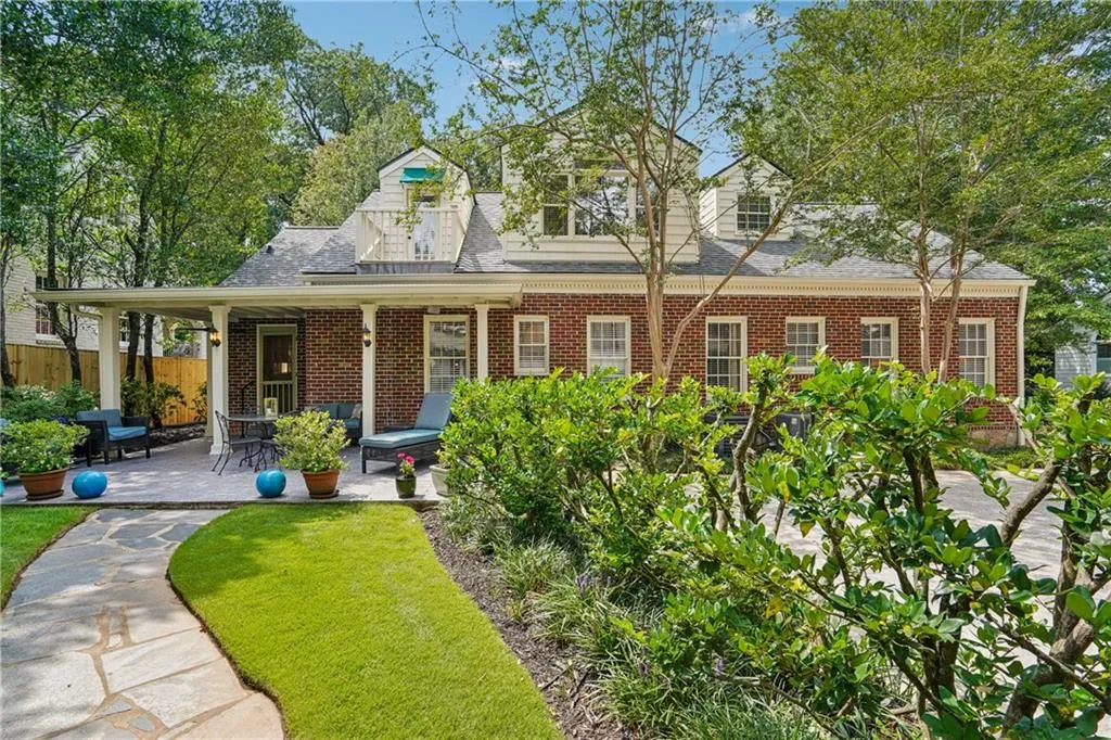 1821 N Rock Springs Road Ne, Atlanta, Georgia 30324, 5 Bedrooms Bedrooms, ,4 BathroomsBathrooms,Residential,For Sale,1821 N Rock Springs Road Ne,7644066
