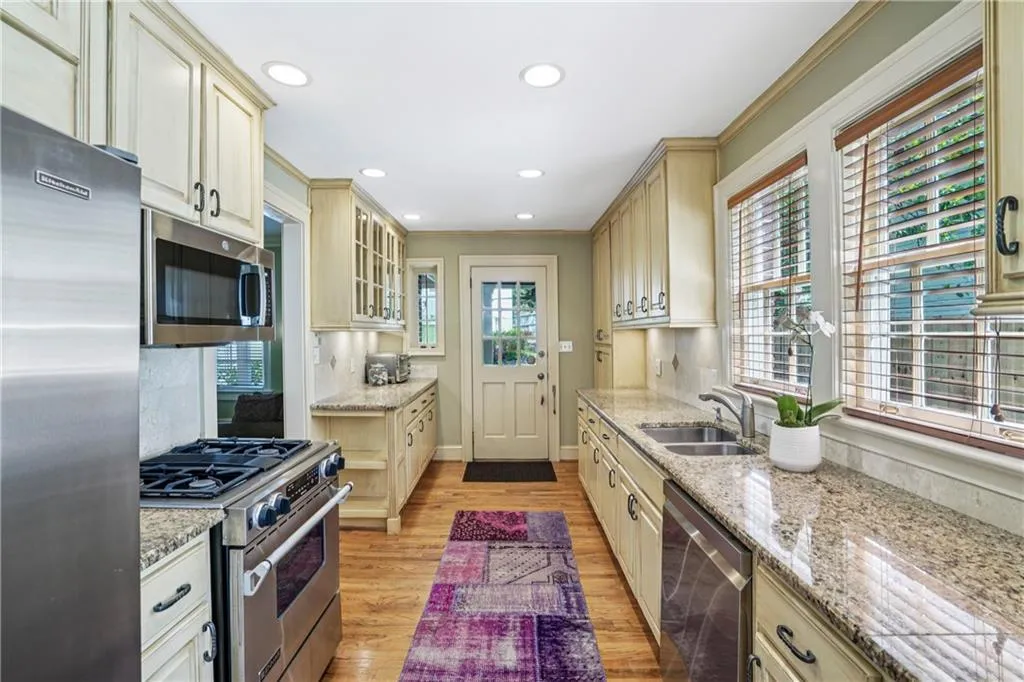 1821 N Rock Springs Road Ne, Atlanta, Georgia 30324, 5 Bedrooms Bedrooms, ,4 BathroomsBathrooms,Residential,For Sale,1821 N Rock Springs Road Ne,7644066