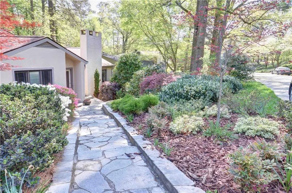 1739 Pine Ridge Drive Ne, Atlanta, Georgia 30324, 4 Bedrooms Bedrooms, ,4 BathroomsBathrooms,Residential,Sold,1739 Pine Ridge Drive Ne,5679964