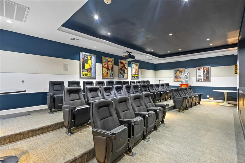 3445 Stratford Road Ne Unit 2104, Atlanta, Georgia 30326, 2 Bedrooms Bedrooms, 0 ,2 BathroomsBathrooms,Residential,For Sale,3445 Stratford Road Ne Unit 2104,7736572