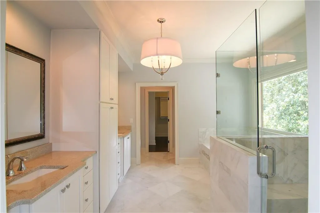 254 Elden Drive Ne, Sandy Springs, Georgia 30342, 5 Bedrooms Bedrooms, ,5 BathroomsBathrooms,Residential,Sold,254 Elden Drive Ne,5653374