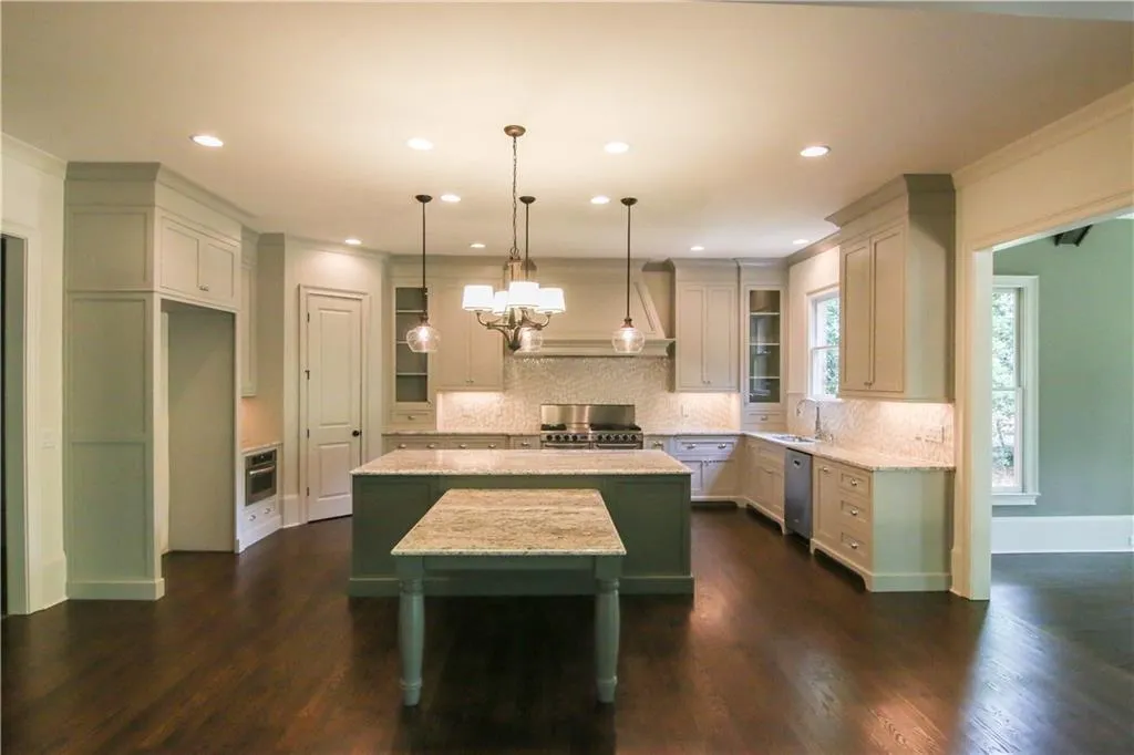 254 Elden Drive Ne, Sandy Springs, Georgia 30342, 5 Bedrooms Bedrooms, ,5 BathroomsBathrooms,Residential,Sold,254 Elden Drive Ne,5653374