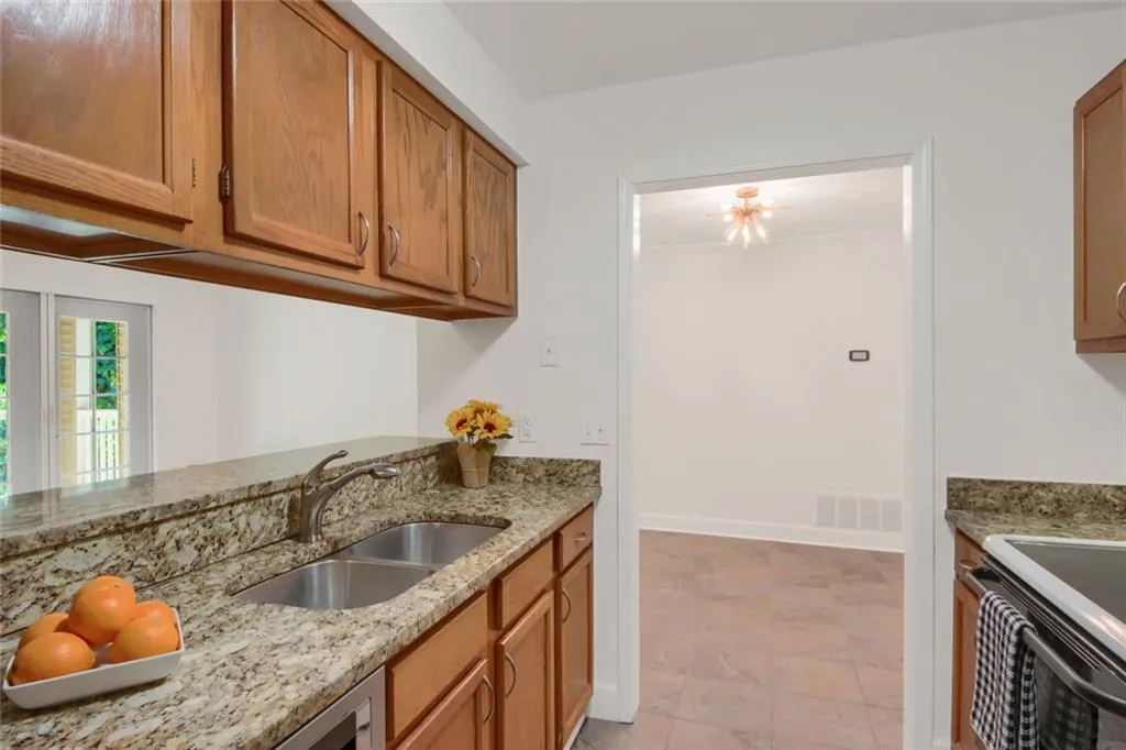 501 Barrington Hills Drive, Atlanta, Georgia 30350, 1 Bedroom Bedrooms, ,1 BathroomBathrooms,Residential,For Sale,501 Barrington Hills Drive,7655983