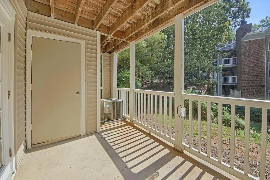 501 Barrington Hills Drive, Atlanta, Georgia 30350, 1 Bedroom Bedrooms, ,1 BathroomBathrooms,Residential,For Sale,501 Barrington Hills Drive,7655983