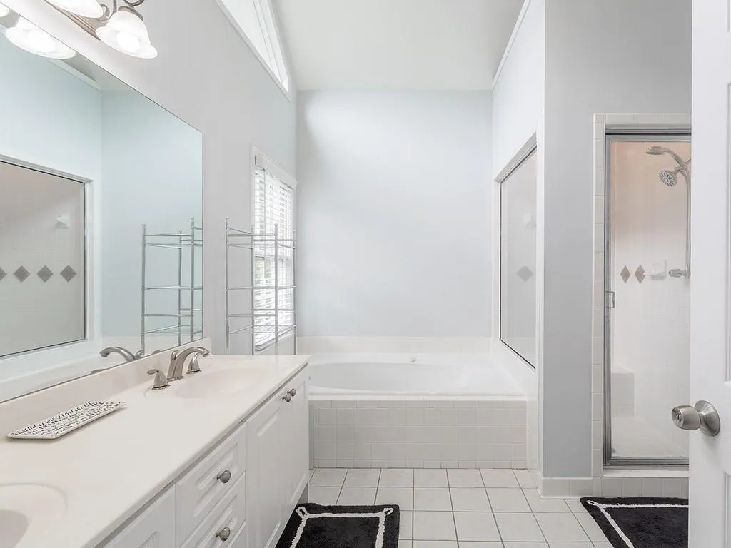 237 Spalding Gates Drive, Atlanta, Georgia 30328, 4 Bedrooms Bedrooms, ,4 BathroomsBathrooms,Residential,Sold,237 Spalding Gates Drive,6772341