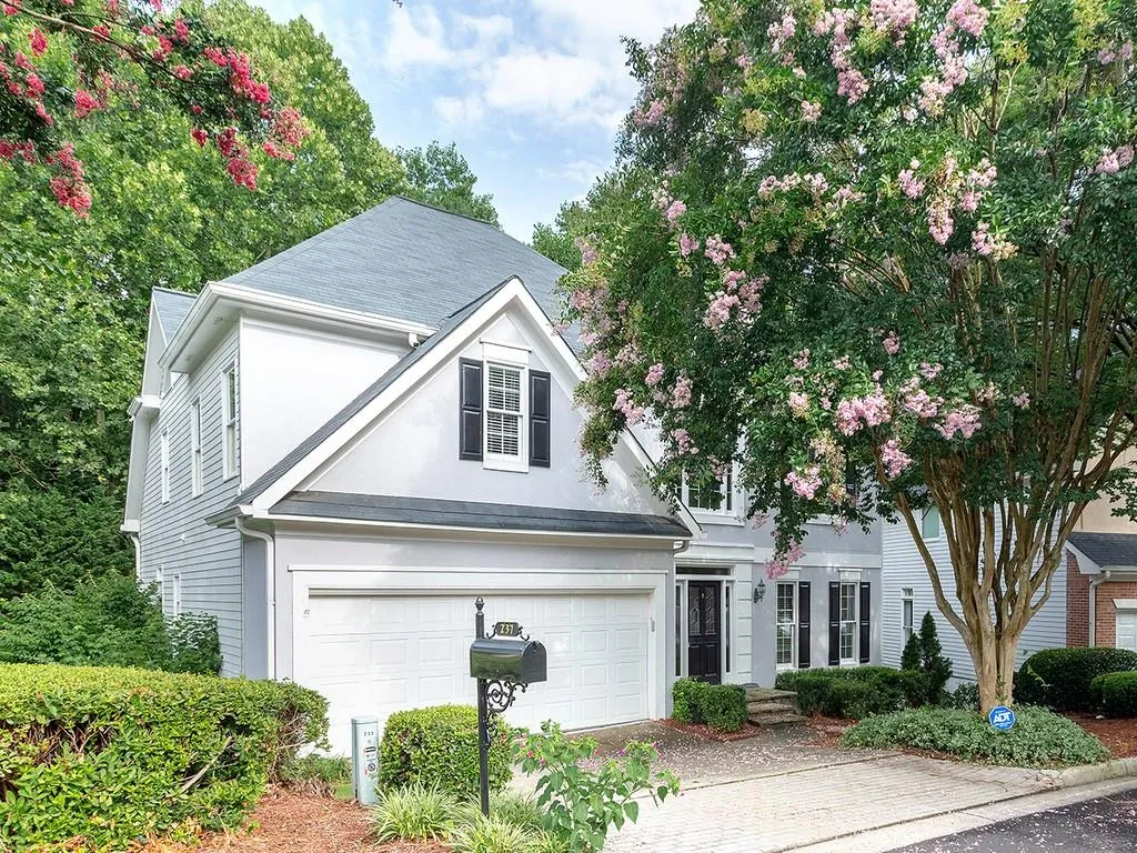 237 Spalding Gates Drive, Atlanta, Georgia 30328, 4 Bedrooms Bedrooms, ,4 BathroomsBathrooms,Residential,Sold,237 Spalding Gates Drive,6772341