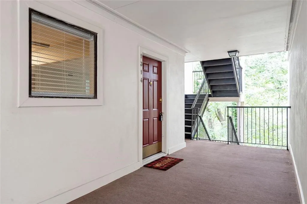 1314 Old Hammond Chase, Atlanta, Georgia 30350, 1 Bedroom Bedrooms, ,1 BathroomBathrooms,Residential,For Sale,1314 Old Hammond Chase,7632992