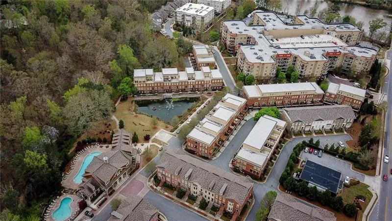 200 River Vista Drive Unit 541, Atlanta, Georgia 30339, 2 Bedrooms Bedrooms, ,2 BathroomsBathrooms,Residential,Sold,200 River Vista Drive Unit 541,6648854