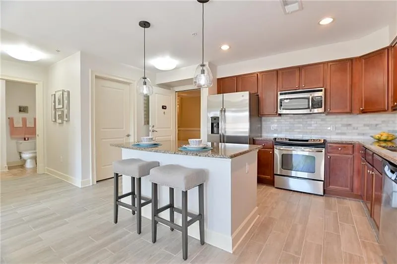 200 River Vista Drive Unit 541, Atlanta, Georgia 30339, 2 Bedrooms Bedrooms, ,2 BathroomsBathrooms,Residential,Sold,200 River Vista Drive Unit 541,6648854