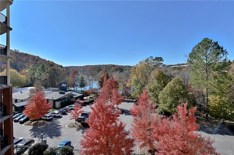 200 River Vista Drive Unit 541, Atlanta, Georgia 30339, 2 Bedrooms Bedrooms, ,2 BathroomsBathrooms,Residential,Sold,200 River Vista Drive Unit 541,6648854