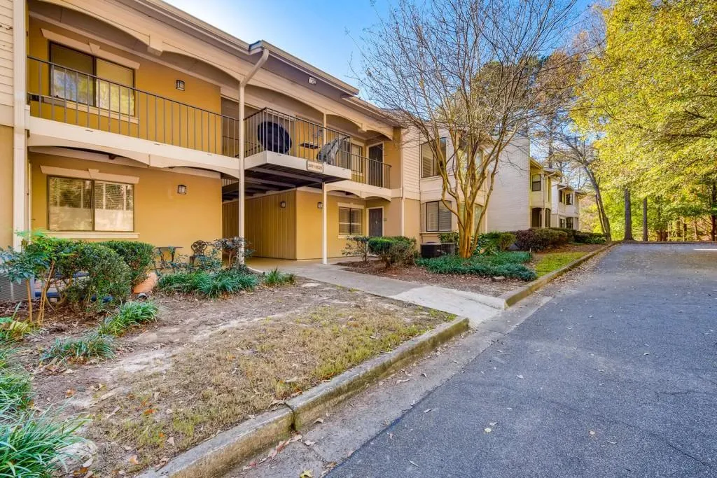 3015 Wingate Way, Sandy Springs, Georgia 30350, 2 Bedrooms Bedrooms, ,2 BathroomsBathrooms,Residential,Sold,3015 Wingate Way,6811380