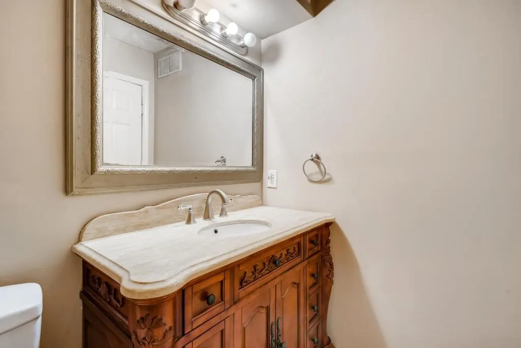 3015 Wingate Way, Sandy Springs, Georgia 30350, 2 Bedrooms Bedrooms, ,2 BathroomsBathrooms,Residential,Sold,3015 Wingate Way,6811380